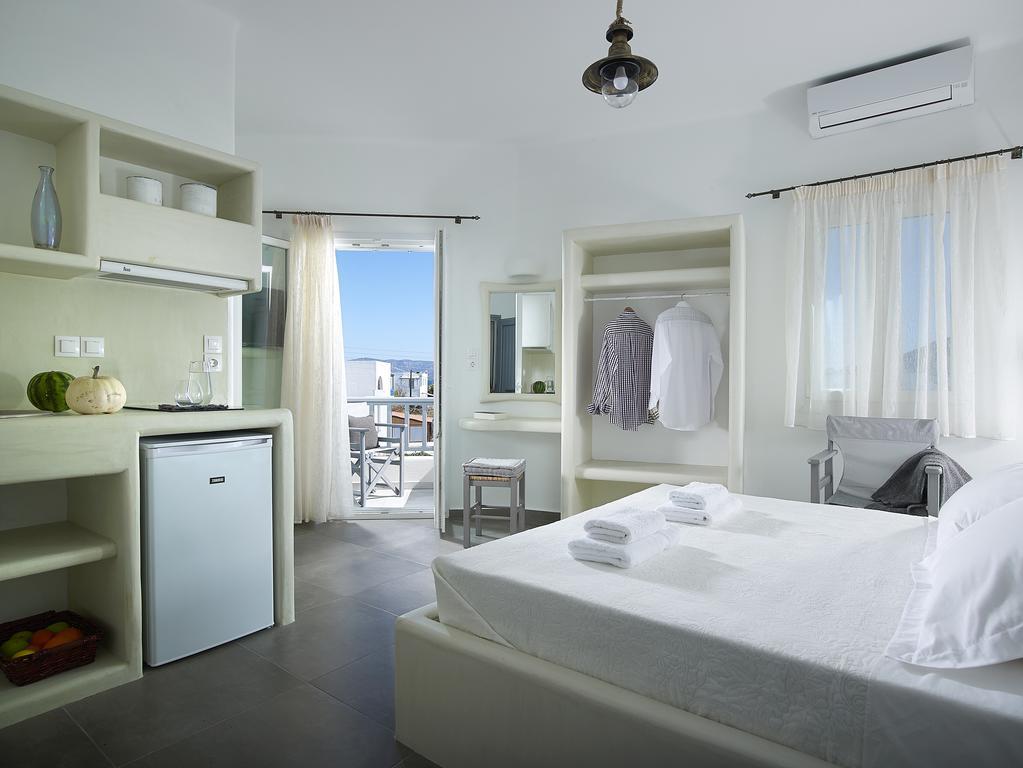 Garifalakis Comfort Rooms Pollonia Bagian luar foto